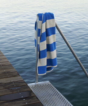 HAY Asciugamano da bagno Frotté Stripe, blu
