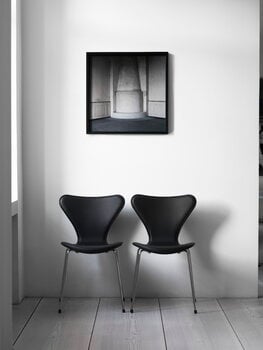 Fritz Hansen Series 7 3107 tuoli, kromi - Essential musta nahka