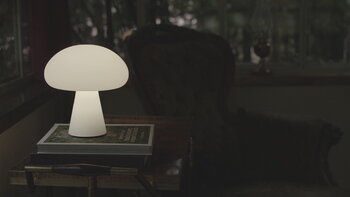 GUBI Obello table lamp, frosted glass