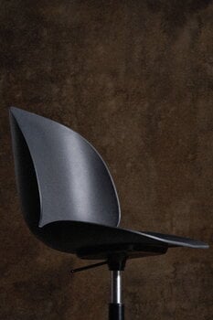 GUBI Beetle mötesstol med länkhjul, höj- och sänkbar, svart