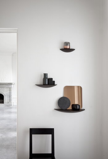 Audo Copenhagen Gridy Fungi shelf, medium, black | Finnish