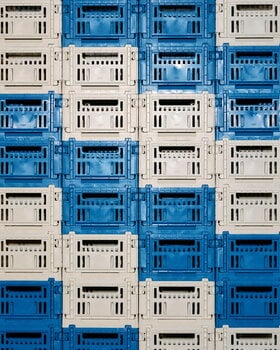 HAY Cassetta Colour Crate, S, plastica riciclata, off-white, immagine decorativa