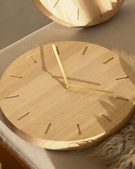 applicata Watch:Out wall clock, oak - brass