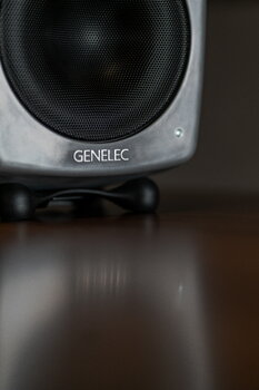 Genelec G Four aktiv högtalare, RAW aluminium