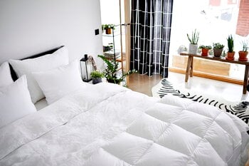 Joutsen Syli down pillow, 50 x 60 cm, soft and medium high