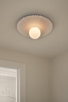 Nuura Liila Muuse wall/ceiling lamp, medium, white - opal