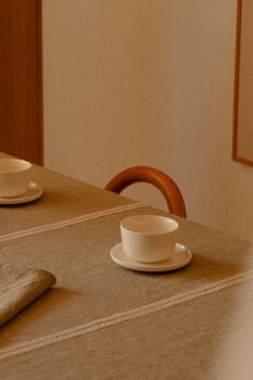 Lapuan Kankurit Venla linen tablecloth, melange olive - white, decoration image
