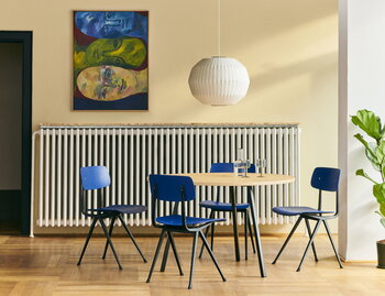 HAY Table ronde Loop Stand, 120 cm, bleu profond - chêne laqué