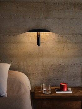 Marset Konoha wall lamp, black, decoration image