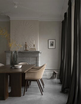 Audo Copenhagen Androgyne ruokapöytä, 210 x 100 cm, tummaksi petsattu tammi