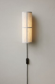 Audo Copenhagen Hashira wall lamp, raw linen
