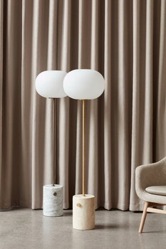 Audo Copenhagen Lampada da terra JWDA, marmo bianco - ottone bronzato