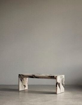 Audo Copenhagen Plinth Bridge pöytä, Calacatta Viola marmori