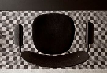 Audo Copenhagen Chaise Co Chair avec accoudoirs, chêne noir/cuir noir