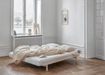 Moebe Bed, high, 90-180 cm, sand, decoration image