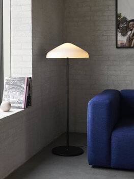 HAY Lampadaire Pao Glass, verre blanc opale