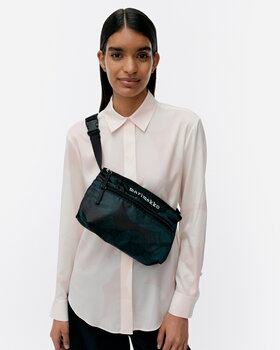 Marimekko Borsa a tracolla Neat Crossbody Unikko, S, verde scuro - nero, immagine decorativa