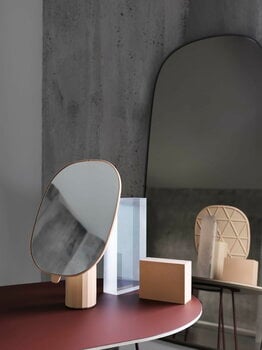 Muuto Framed spegel, stor, brungrå