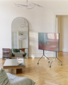 Pedestal Moon Rollin' Tall TV-jalusta, mossy green, sisustuskuva