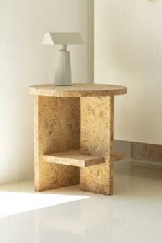 Nine Tee side table, round, natural cork, decoration image