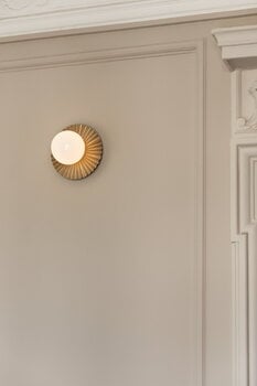 Nuura Liila Muuse wall/ceiling lamp, small, Nordic gold - opal