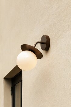 Nuura Liila Outdoor wall lamp, dark bronze - opal white