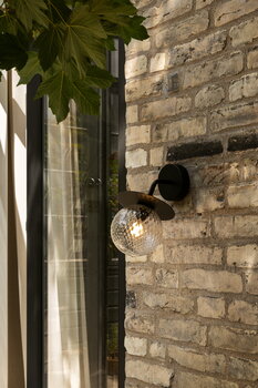 Nuura Liila Outdoor wall lamp, black - optic clear