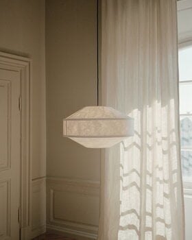 New Works Lampada a sospensione Kite, 55 cm, bianco, immagine decorativa