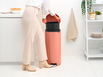 Brabantia cestino a pedale newIcon, 30 L, rame caldo, immagine decorativa