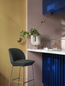 Muuto Oslo counter stool, 65 cm, Ocean 32 - chrome