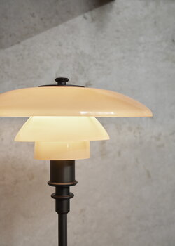 Louis Poulsen PH 2/1 table lamp, Limited edition, dusty terracotta, decoration image