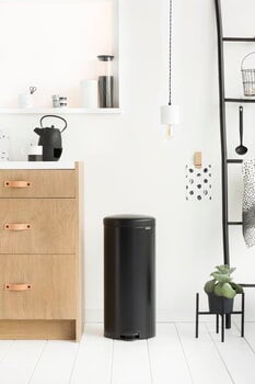 Brabantia Poubelle à pédale newIcon, noir mat