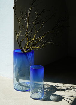 Fundamental Berlin Rise floor vase, cobalt blue