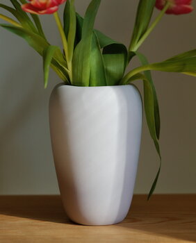 Lokal Helsinki Silmu vase, violet grey