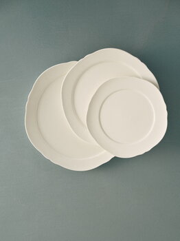 Serax Silhouette lautanen, M, 23,5 cm, valkoinen, sisustuskuva