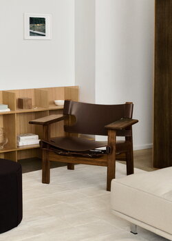 Fredericia The Spanish Chair, pelle di cavallo marrone scuro - noce oliato, immagine decorativa