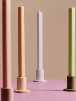 HAY Tube kynttilänjalka, S, betoni, vaaleanpunainen, sisustuskuva