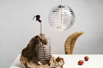Tom Dixon Press Sphere LED riippuvalaisin, 2700K, kirkas, sisustuskuva
