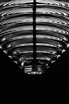 Tom Dixon Press Cone LED pendant, 2700K, clear, decoration image