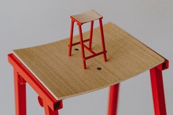 HAY Tabouret de bar Taburete 8, modèle haut, 75 cm, rouge signal - chêne laqué