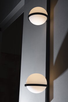Vibia Palma 3716 wall lamp, graphite
