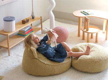 Wigiwama Bear beanbag chair, matcha, decoration image