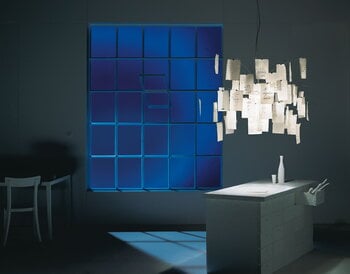 Ingo Maurer Lampada a sospensione Zettel'Z A6, immagine decorativa