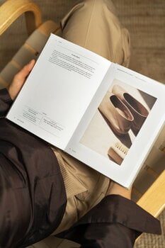 Arkivé Atelier - Huolla: Vaatteet, kengät, asusteet