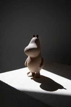 Boyhood Moomintroll figure, small, oak