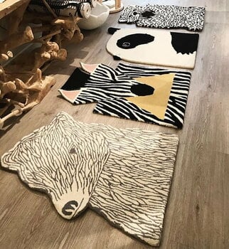EO Leopard rug