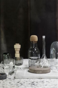 Muuto Corky karahvi, kirkas, sisustuskuva
