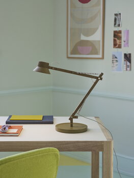Muuto Dedicate table lamp, S2, brown green