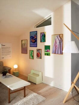 Paper Collective Shrimp & Stripes juliste, sisustuskuva