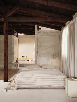 ferm LIVING Aires bedspread, double, 250 x 240 cm, undyed, decoration image